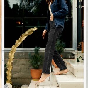 imogene + willie Ada Stoner Black Jeans
Size 32